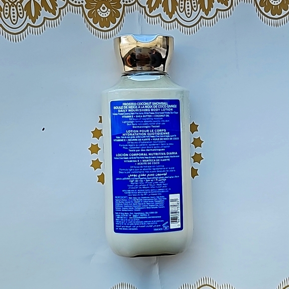 Bath & Body works frosted coconut snowball lotion - Picture 2 of 2